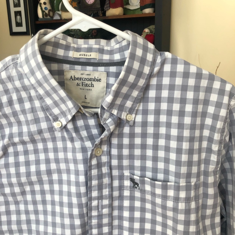 Men’s button down - Picture 3 of 3